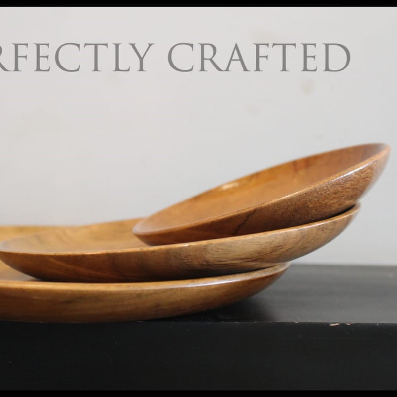 handmadewoodenroundplateset2_a0ad0cc6-9a5a-4e90-aba8-4577f0c6ccb5-4x