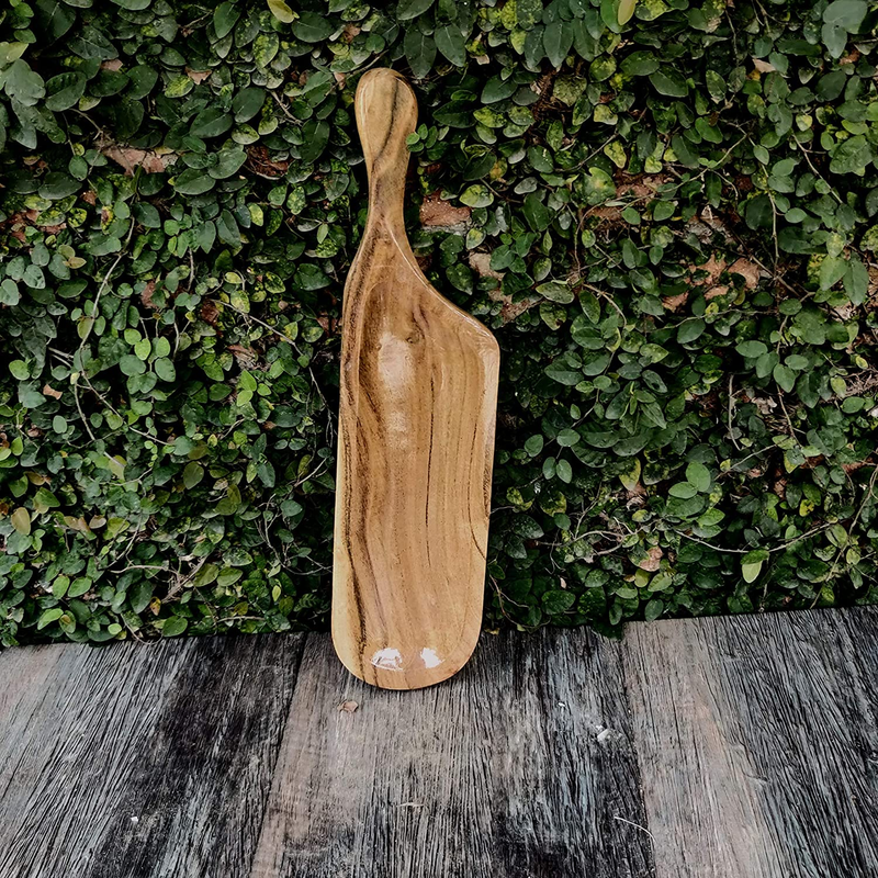 lobbeyacaciawoodservingtray4_4cd550d9-28aa-44e9-ab1a-809986299558-4x